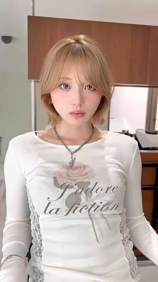 ショート 小顔ボブ jilblanカホのヘアスタイル