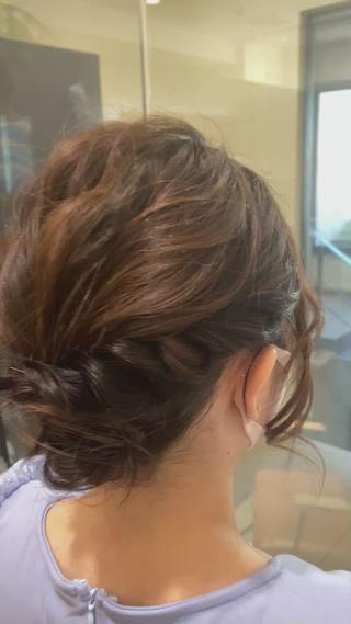 イベント、結婚式などセットが必要な際は是非当店へ
地下鉄心斎橋駅から徒歩2分以内の通いやすいサロンです!
是非お越しくださいね♪