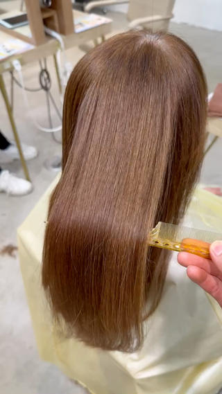 縮毛矯正をかけてます 