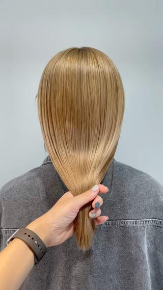 髪質改善トリートメントでブリーチ毛でもうるツヤに︎ 