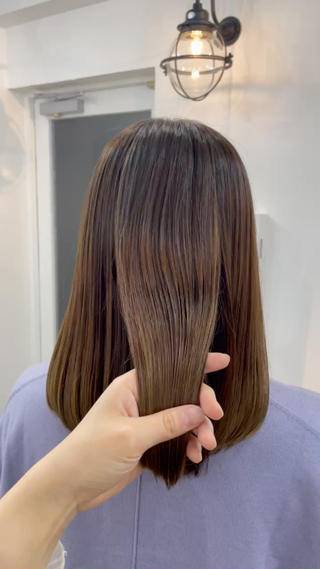 LAケラチントリートメント
アメリカビバリーヒルズで1回4万円のトリートメント
が日本初上陸
◎癖やうねり、痛みなどのお悩みを劇的に改善
◎広がりを抑えツヤツヤのまとまりのある髪に
◎ヘアカラーとの同時施術が可能
ブリーチ毛の方にもおすすめです!
◎トリートメントの効果が1ヶ月以上持続
.
.
是非一度お任せください!