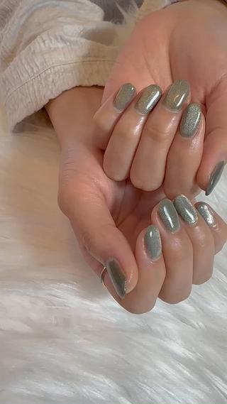 ご新規様

グリーンマグネットネイル　動画です 