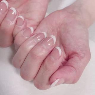 ベースカラー入り8000円です。 