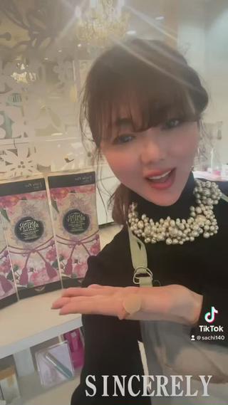 SINCERELY シンシアリー🌈のネイルデザイン