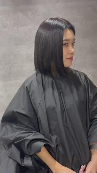 イヤリングホワイト、色落ちはさらにホワイトになります!
ブリーチにも、色んな方法があります、お客様に合わせた薬剤設定と、塗布技術で、痛ませないようにしております!
是非一度ご相談くださいませ!