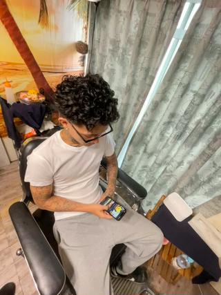 ミディアム パーマ メンズ pelhina39所属・川原 銀河のヘアスタイル