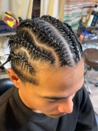 ミディアム ヘアアレンジ メンズ pelhina39所属・川原 銀河のヘアスタイル