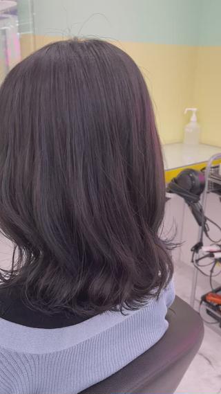 セミロング カラー パーマ ヘアアレンジ ネイル マツエク・マツパ 韓国風ベージュ🤎 赤みなし🌿横浜🤎のヘアスタイル