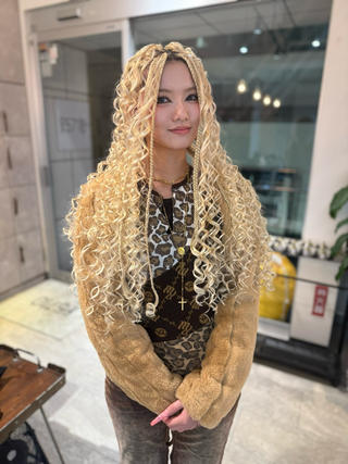 ロング ヘアアレンジ BRAIDS💎愛子 大人ハイライト💎のヘアスタイル