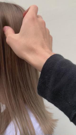 透けるナチュラルなベージュ 