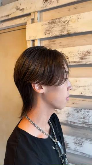 センターパートウルフ/ニュアンスパーマ
元【東京原宿メンズ有名店】5年勤務
有名店出身だからこそのクオリティをお約束します！
お客様のライフスタイルやファッションに合わせた技術を提供 