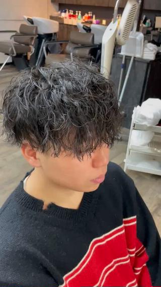 ショート パーマ メンズ 💇🏻‍♂️パーマ ニキ✨本田龍斗のヘアスタイル
