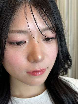 お出かけ前にメイクとヘアセットをしていきませんか？

韓国メイクをメインとさせて頂いています.ᐟ
また、技術向上の為モデル様の募集となっておりますのでご理解の上でご予約お願い致します 