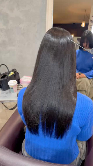 髪質改善トリートメントで髪の毛のケアをしながら、ツヤツヤに.ᐟ 