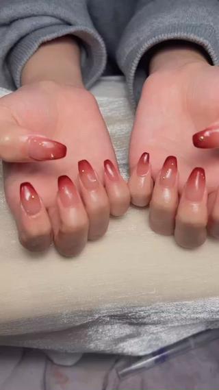 "Nail by 
—————————  
Kawaii Chiba Nail Salon 住所: 千葉県千葉市中央区院内1-4-11(宮崎プラザ101)
営業時間: 10時~22時
電話: 050-8892-8368

#ネイル #千葉ネイル #千葉ネイルサロン #ワンホンネイル #韓国ネイル #nail #nailjapan #nailchiba #nailtainhat #làmmóng #lamnail #naildep #nailxinh #kawaiinailsalonchiba #kawaiinail_Chin " 