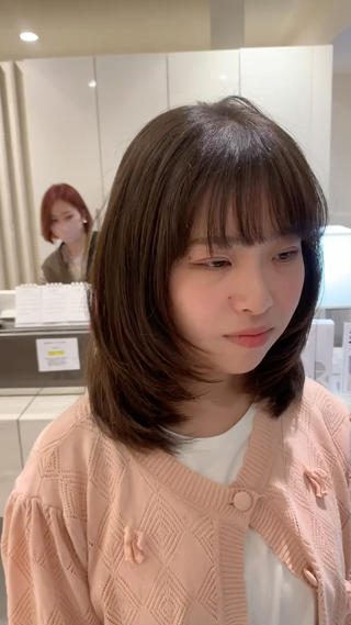 ミディアム 韓国レイヤー🪽 耳ツボジュエリーのヘアスタイル
