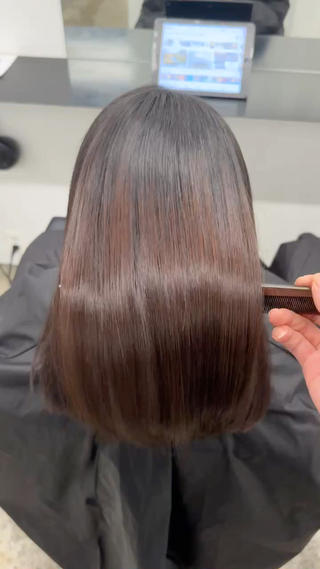 ロング TAKUMI .のヘアスタイル