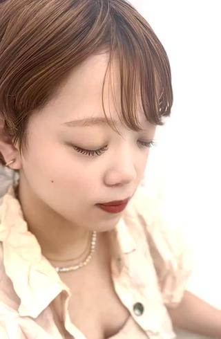 パリジェンヌで根本を立ち上げた後に、マツエクをつけるメニュー　よりぱっちり綺麗に仕上げたい方には嬉しいメニューです

 