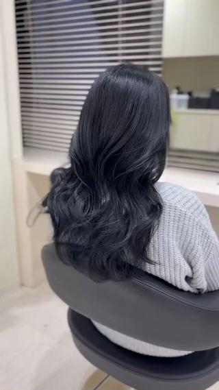 ロング メンズレディース お任せください伊織のヘアスタイル