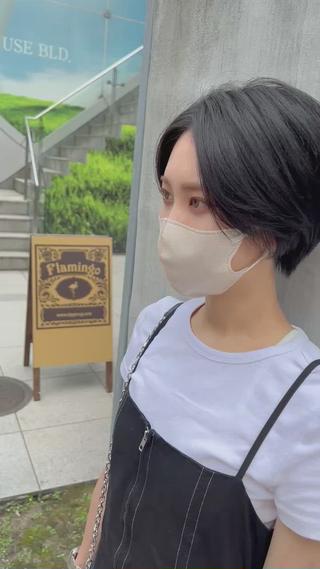 ハンサムショート
ショートボブ
センターパート
耳掛けショート
ブルーブラック
シアーブラック
黒髪ショート