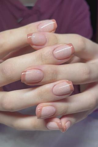お客様Nail
入荷したばかりの新色で
春フレンチ

ご利用ありがとうございました
また来月お待ちしております 