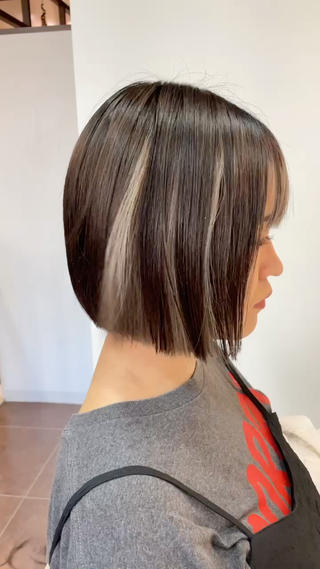 インナーシルバーのアンブレラカラー 