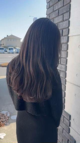 ほんのりレイヤーで柔らかさを♡暗いけど透け感の出る柔らかい色味で♡#ラベンダーグレージュ#グレージュ 