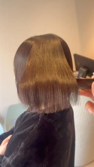 ショート 小嶋 秀明/ 本物の髪質改善⭐️のヘアスタイル