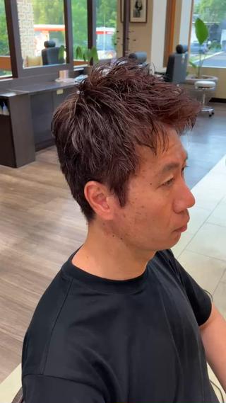 カラー メンズ 吉田 健吏のヘアスタイル