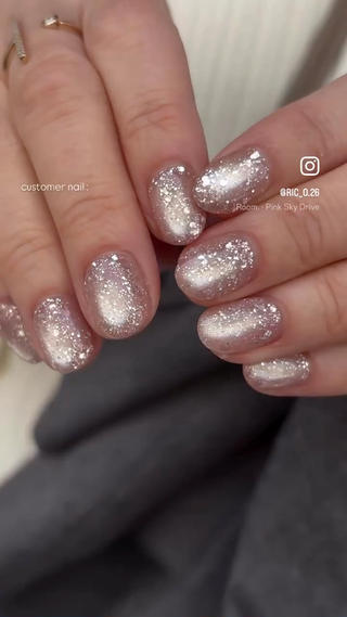ネイル 𝗿𝗶𝗰𝗼 ˎˊ˗のネイルデザイン