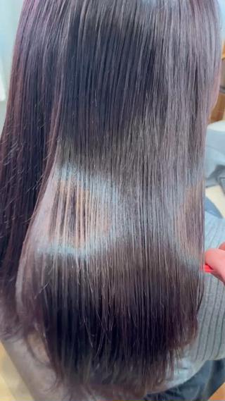 艶々縮毛矯正&艶々ダメージ補修バイカルテトリートメント
艶々とぅるんかみに!!