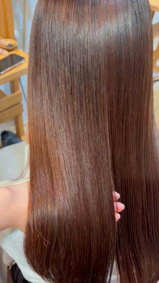 艶々でストレートな髪に