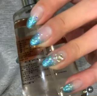 ネイル MHR nailのネイルデザイン