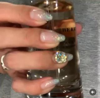 ネイル MHR nailのネイルデザイン