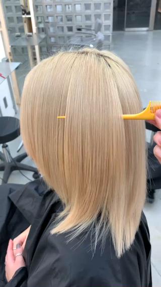 ブリーチ毛や縮毛などで硬くなった髪の方は
髪質改善がとてもオススメ！ 