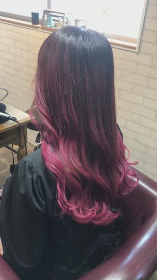 ロング みやもと まなみのヘアスタイル