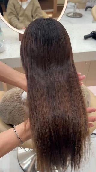 ロング 斎藤 悠人のヘアスタイル