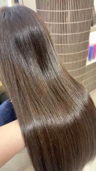 ロング i.+odori所属・Miu🤍透明感カラ ー🫧ショートカットのヘアスタイル