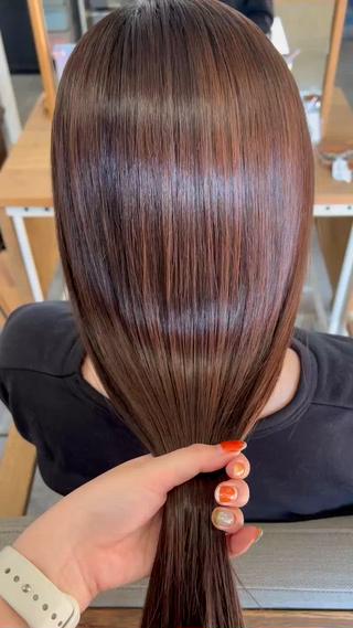 ロング LOMARLIE/ NATUMIのヘアスタイル