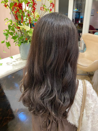 アッシュベージュ 