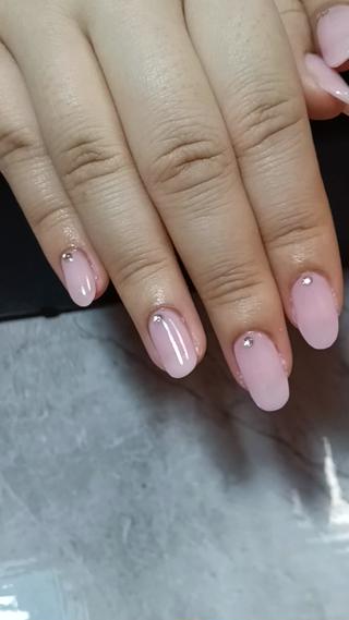 春カラーの薄ピンク
学生さん¥3800でご案内中