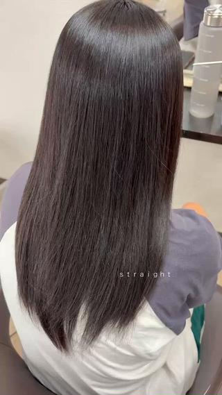 ロング スナハラ リョウカのヘアスタイル