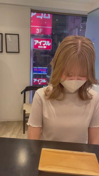 ミディアム 複雑履歴に対応ブリー チ無しダブルカラーのヘアスタイル