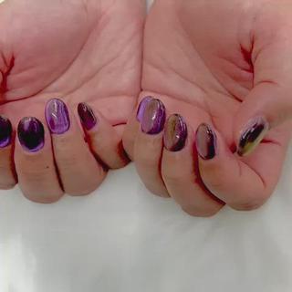 奥行き感めちゃくちゃあるマグネットネイルです