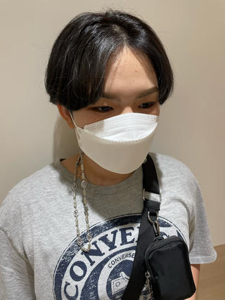 ショート カラー 天野 瑠真のヘアスタイル