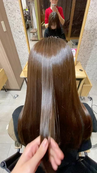 セミロング 佐藤 森夏のヘアスタイル