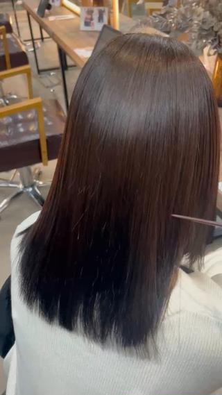 髪質改善カラーH
ナチュラルなブラウンカラー 