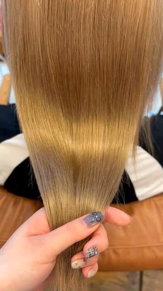 ブリーチを繰り返している髪の毛でもAujua4stepトリートメントでここまでツヤツヤになれます！‪️ 