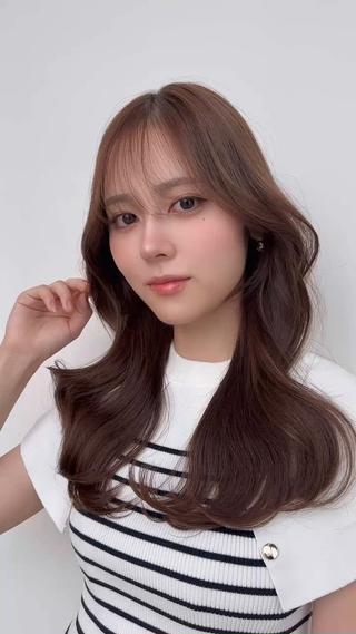 動きがあるレイヤーカット 