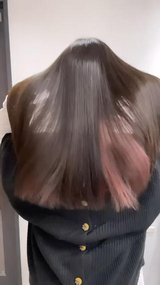 ロング カラー ツノダ ルカのヘアスタイル